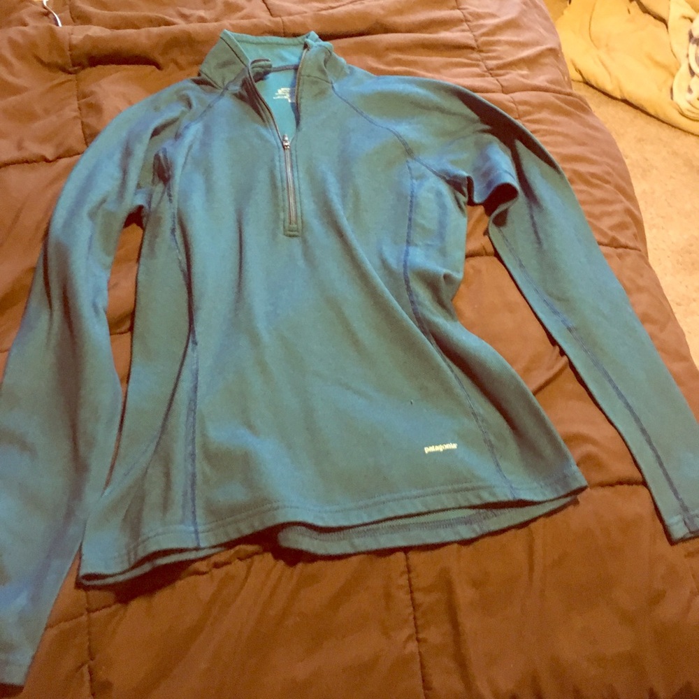 Patagonia lightweight jogging jacket/sweater