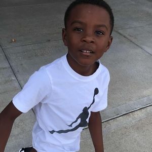 Meet your Posher, Everett