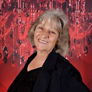 Meet your Posher, Leah