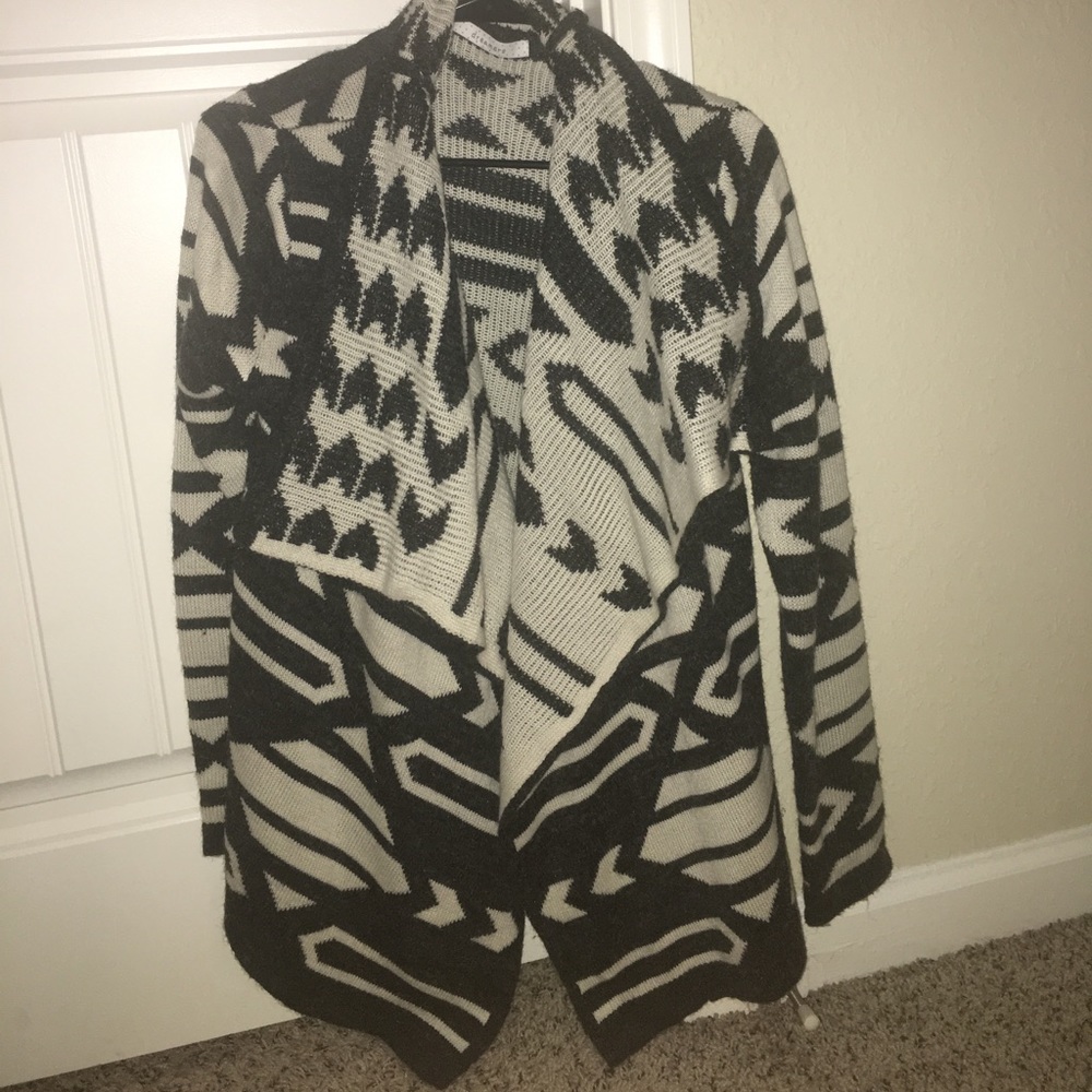 Dress Up boutique size medium cardigan