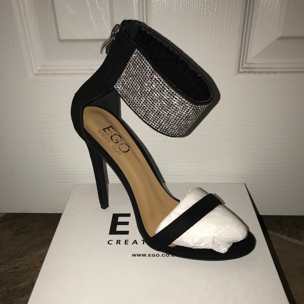 Black Stiletto Heels Sz: UK 6/ US 8