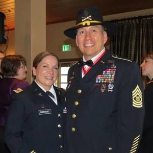 Meet your Posher, Bella luz