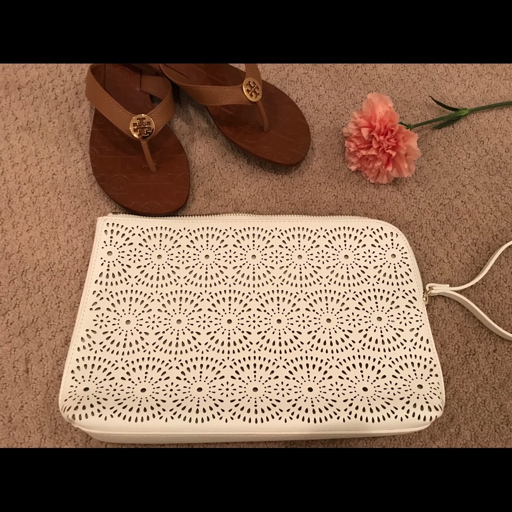 Hand bag