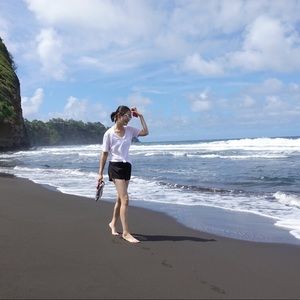 Meet your Posher, April