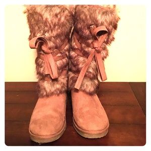 Fur boots