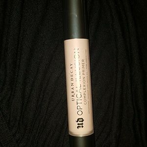 Urban decay Optical illusion primer