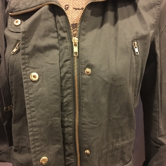 Jacket - Picture 2 of 4