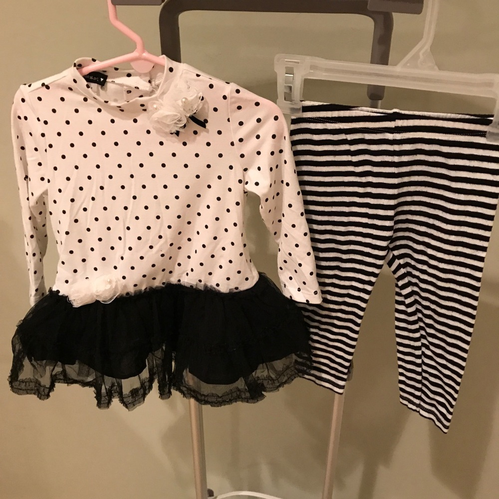 Girls 2 piece Kate Mack outfit-18 M