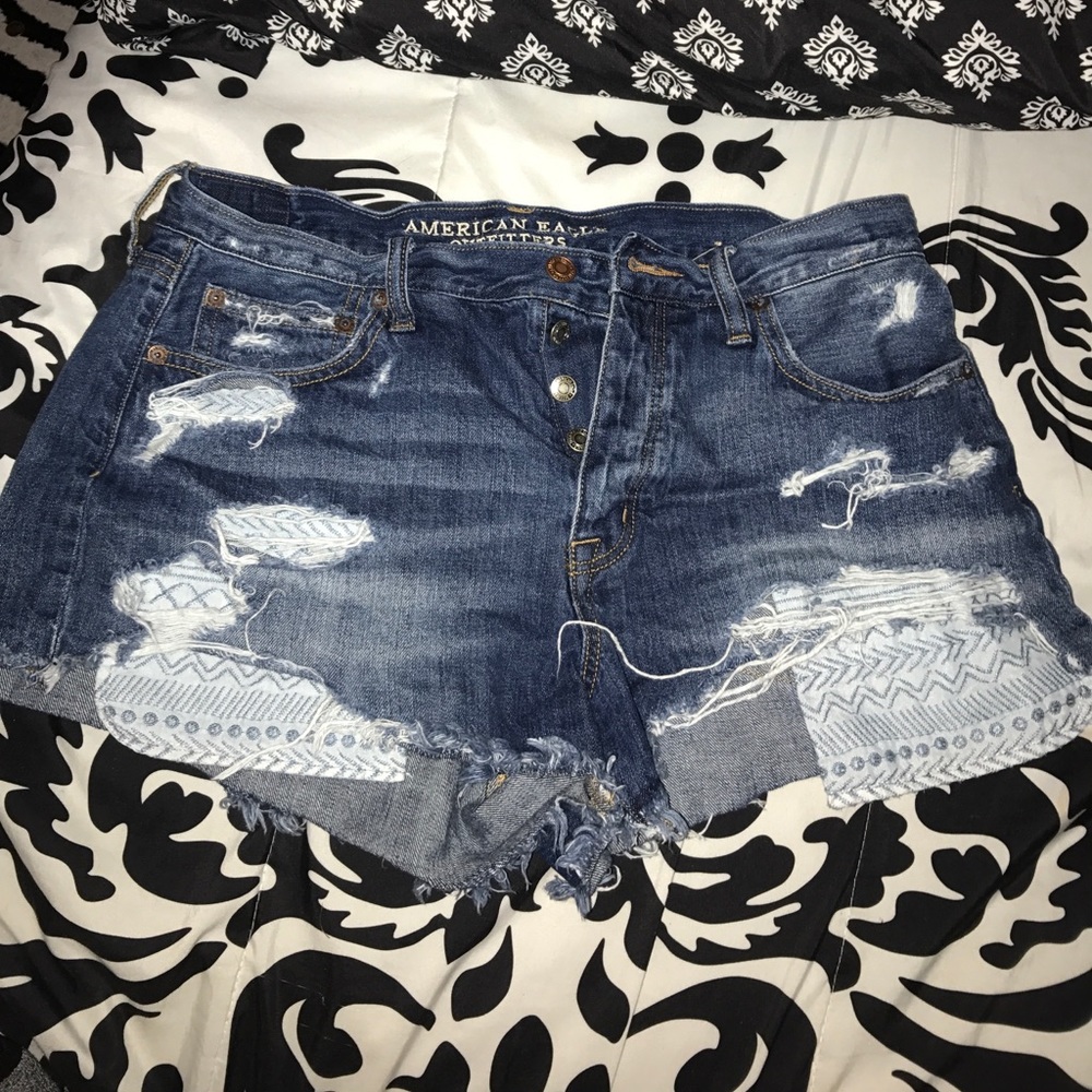 American eagle vintage hi-rise shorts
