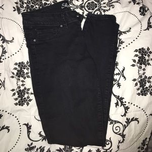 Black Skinny Jeans
