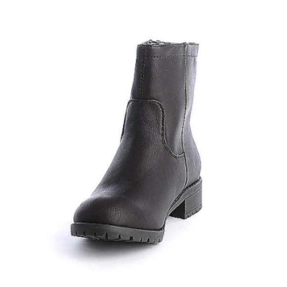 Dark brown ankle bootie! - Picture 6 of 8