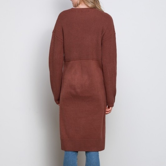 UNIQUE SLIT SWEATER - Picture 3 of 3