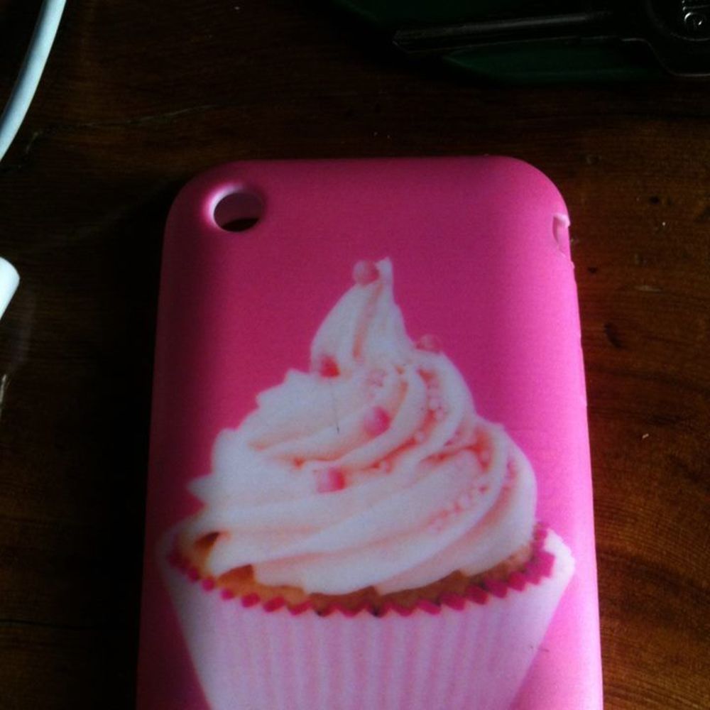 Meet your Posher, Mia