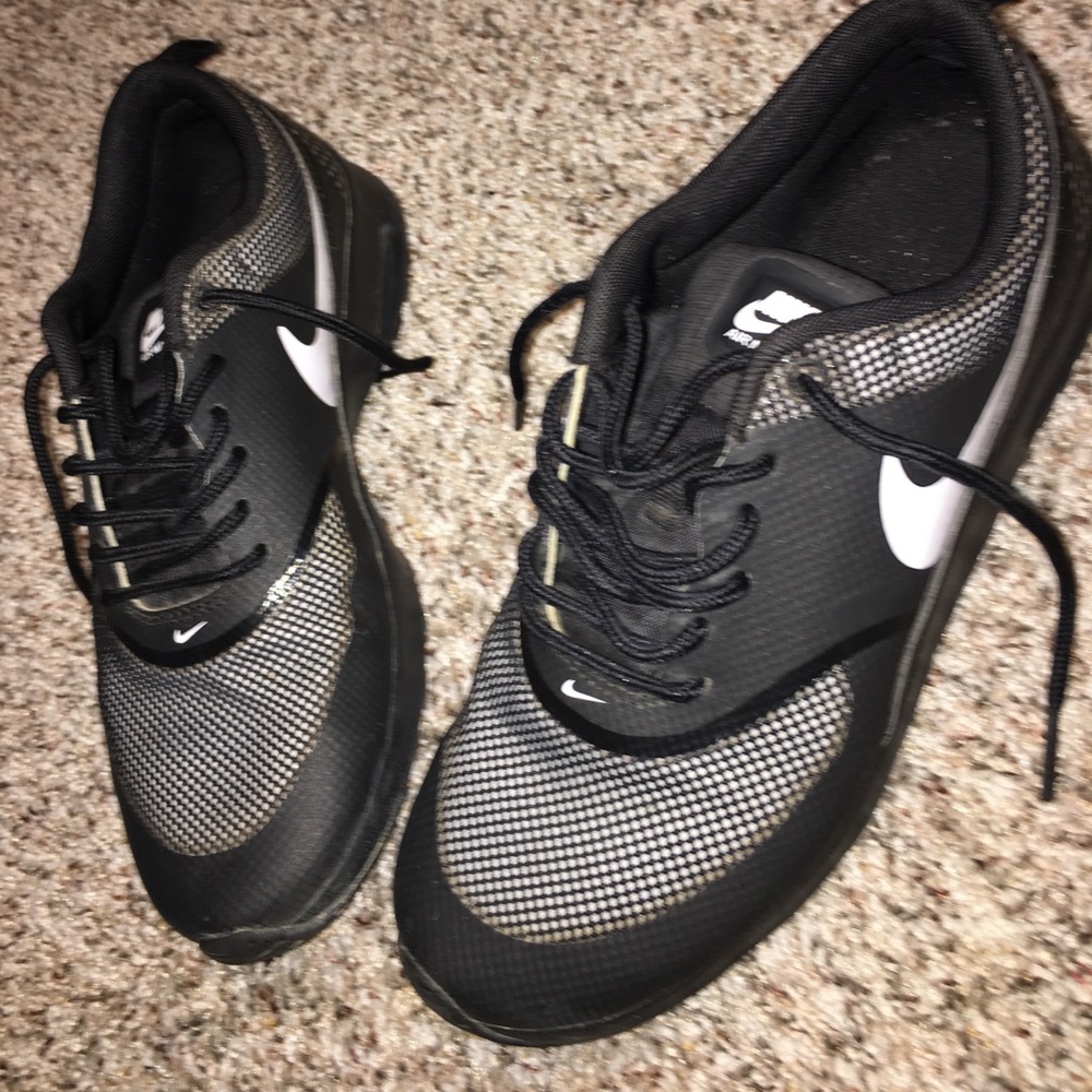 Nike Air Max Thea’s