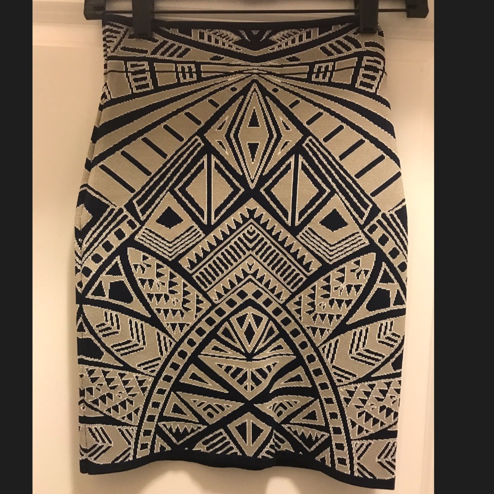 BCBG Bodycon Skirt Size Small