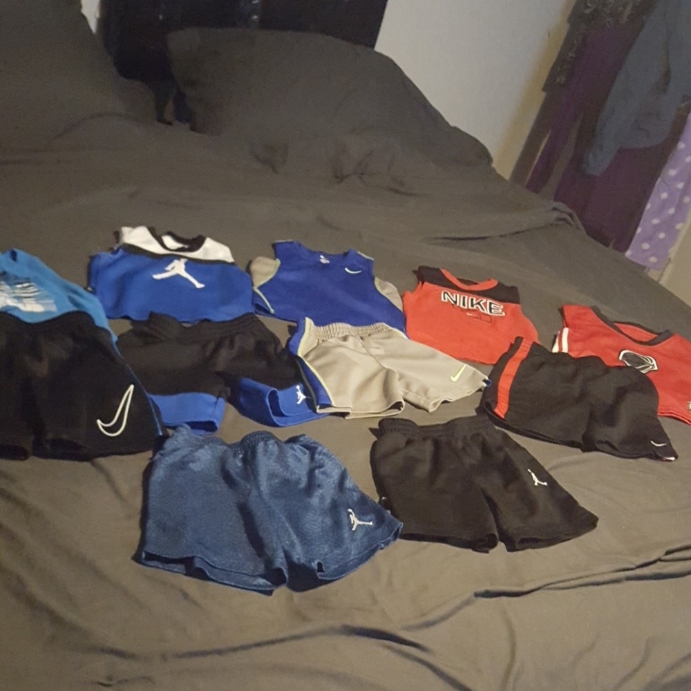 Toddler nike/jordan