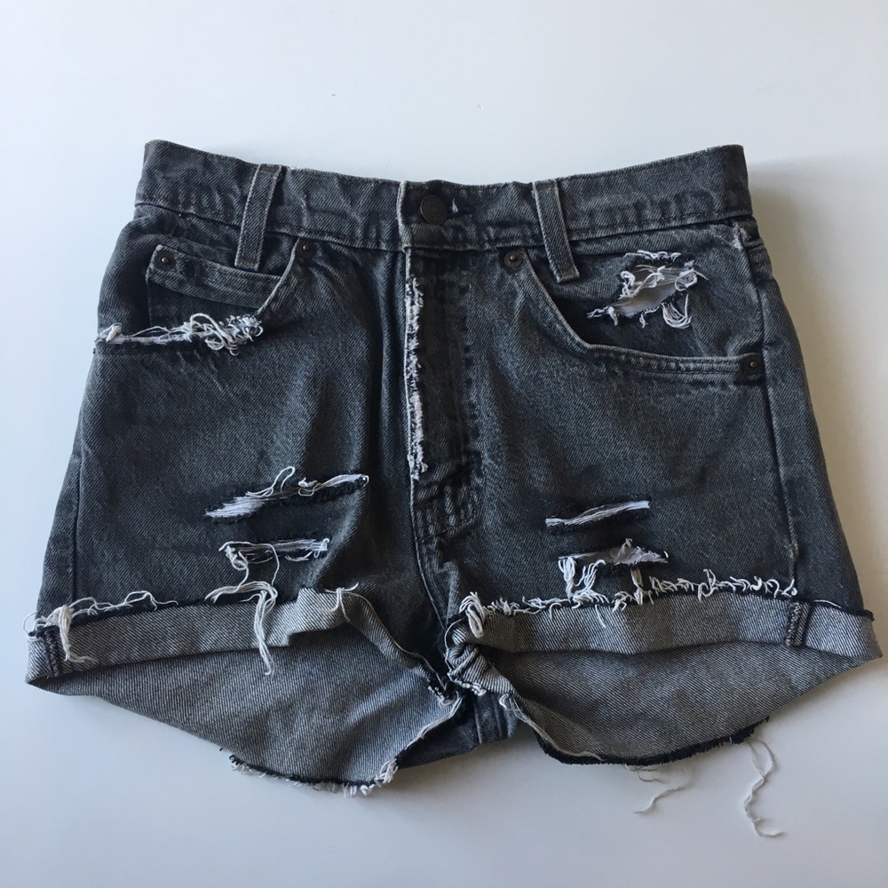 Levi's Jean Short // Size 27