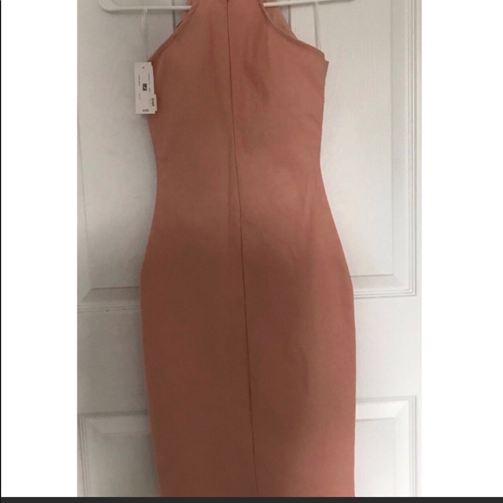 Dress - Picture 3 of 3