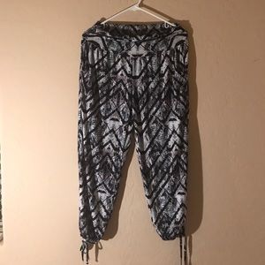 Onzie Gypsy yoga pants
