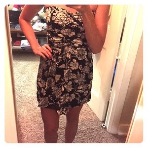 Slimming black and white floral dress