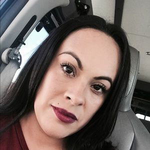 Meet your Posher, Hilda