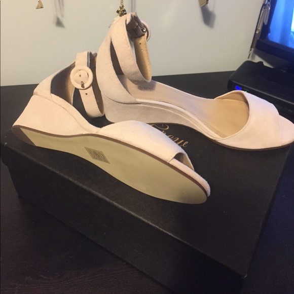 BNIB JCREW LAILA SUEDE WEDGES in nude pink - Picture 5 of 5