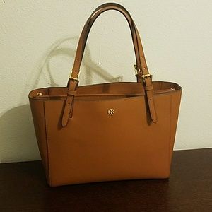 Tory Burch Small York Buckle Tote