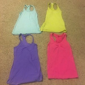 Yoga workout tank tops size small lot