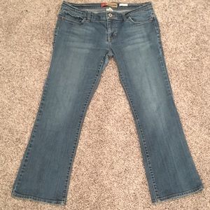 Old Navy Boot-cut stretch short low waist jeans