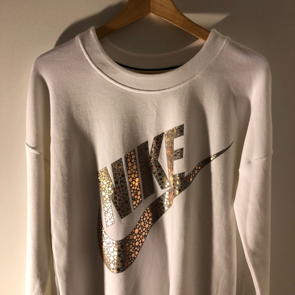 Nike long sleeve crew neck
