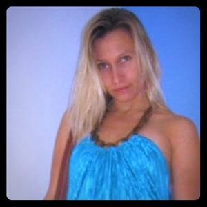 Meet your Posher, Deborah