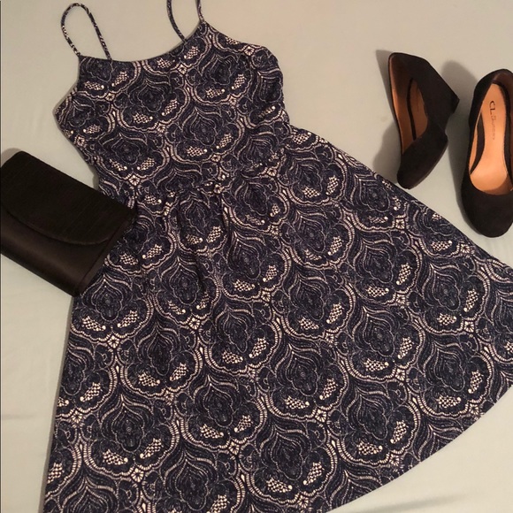 Francesca’s Miami navy & white paisley dress. - Picture 2 of 8