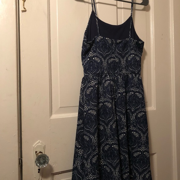 Francesca’s Miami navy & white paisley dress. - Picture 6 of 8