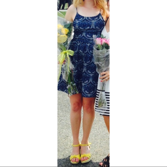 Francesca’s Miami navy & white paisley dress. - Picture 8 of 8