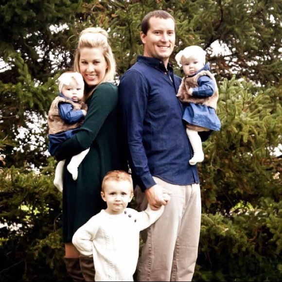 Meet your Posher, Lily Fair! - Picture 2 of 8