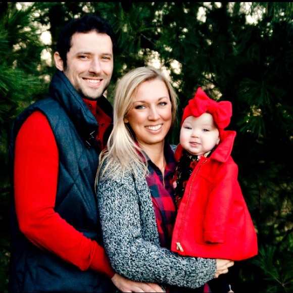 Meet your Posher, Lily Fair! - Picture 4 of 8