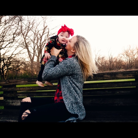 Meet your Posher, Lily Fair! - Picture 5 of 8