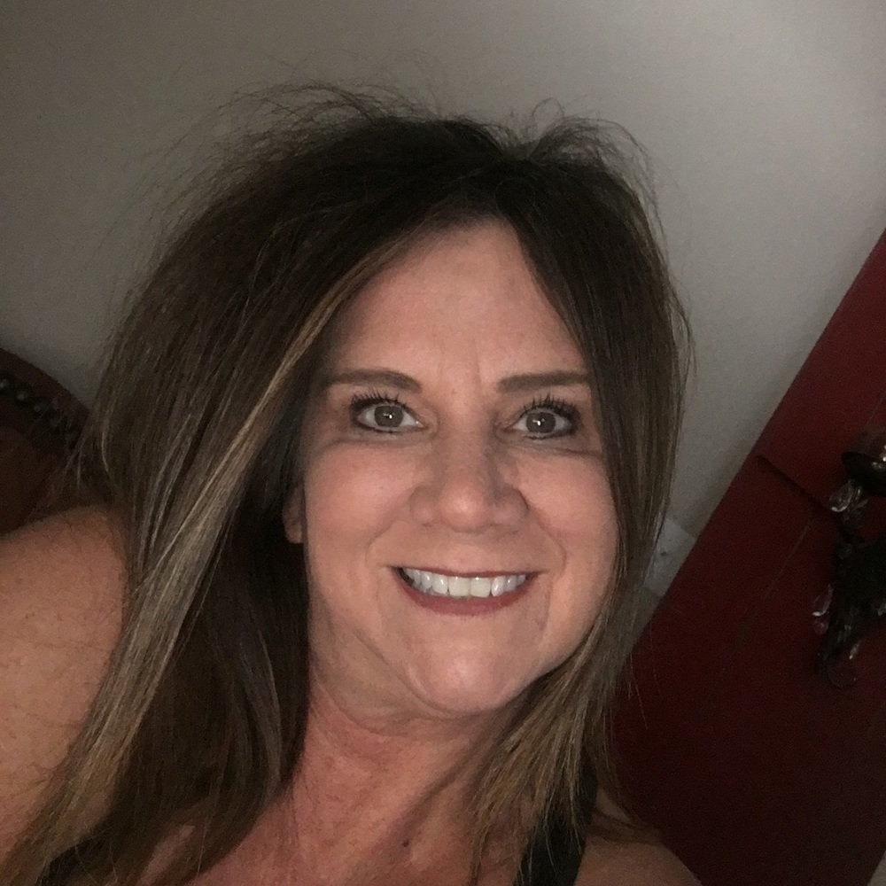 Meet your Posher, Monica