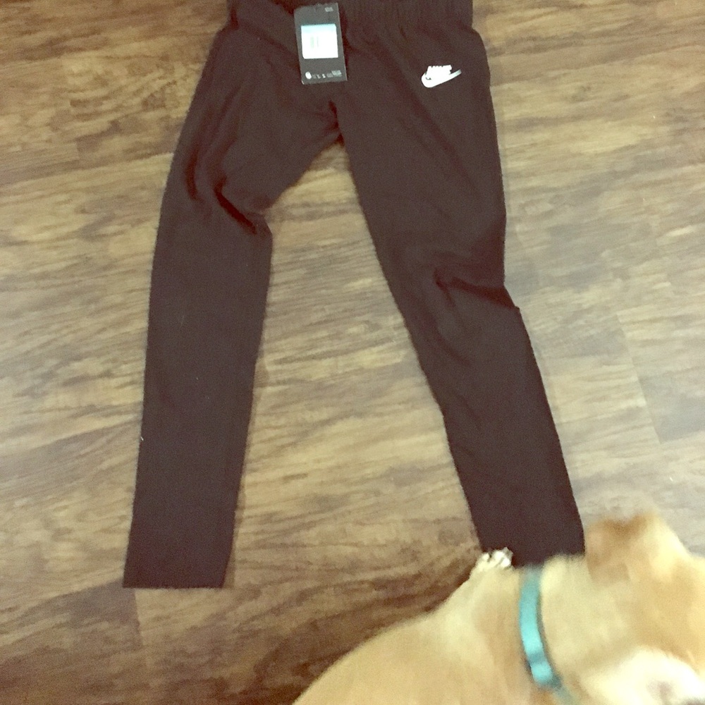KIDS size Nike leggings size medium