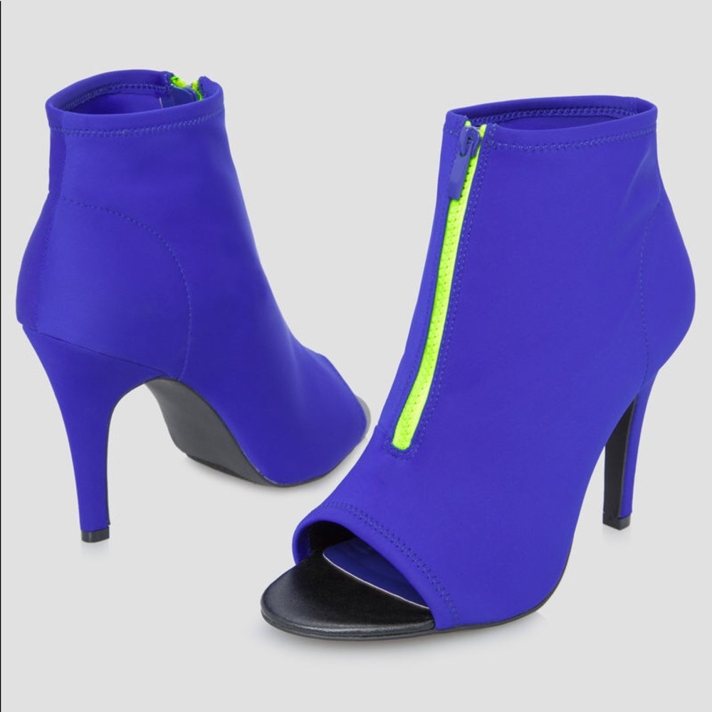 Ashely Stewart neoprene heels