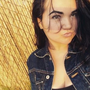 Meet your Posher, Paige