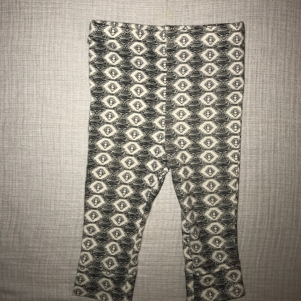 Calvin Klein 6–9 month leggings