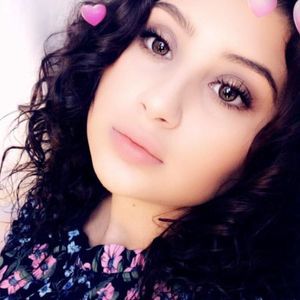 Meet your Posher, Ariana