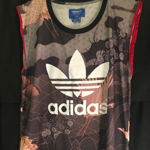 Rita Ora Adidas women’s work out shirt