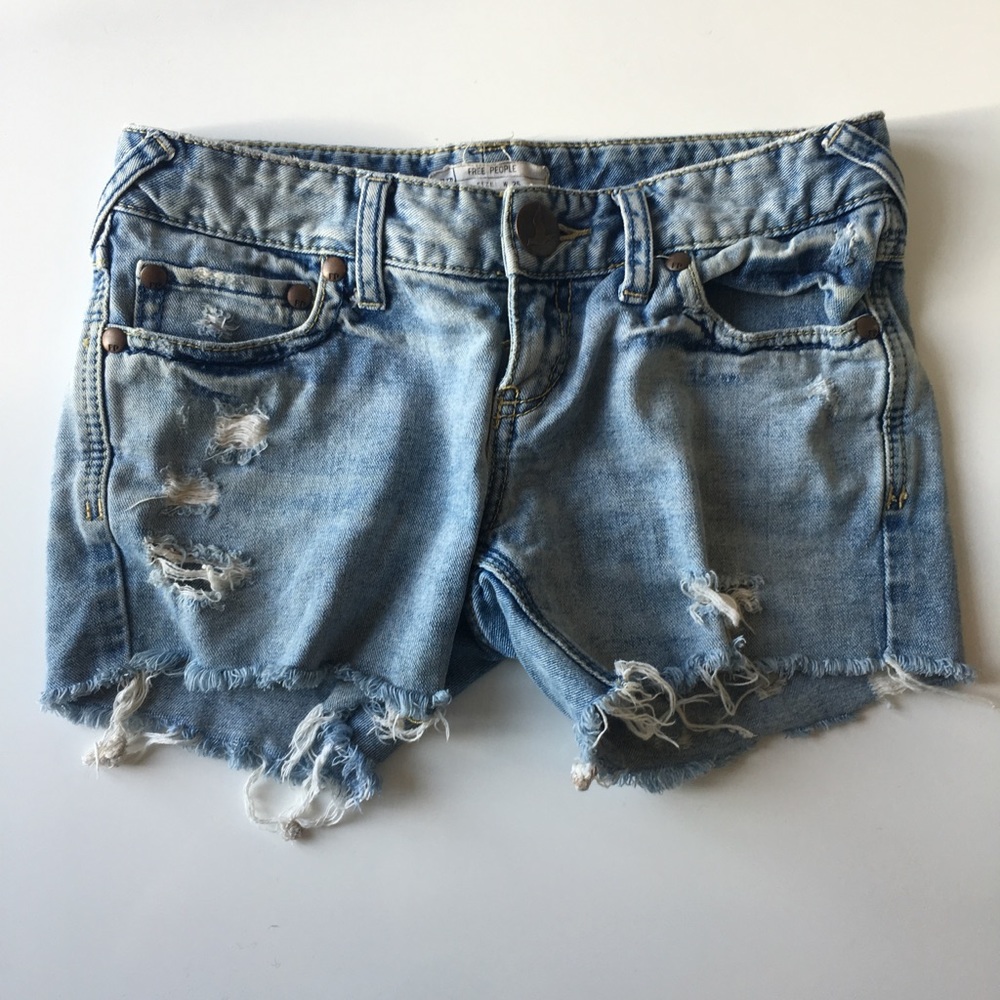 Free People Jean Short // Size 25