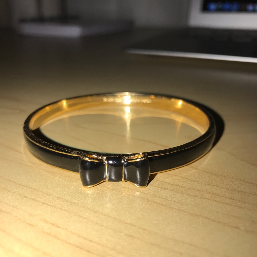 Kate spade black & gold bow bracelet.