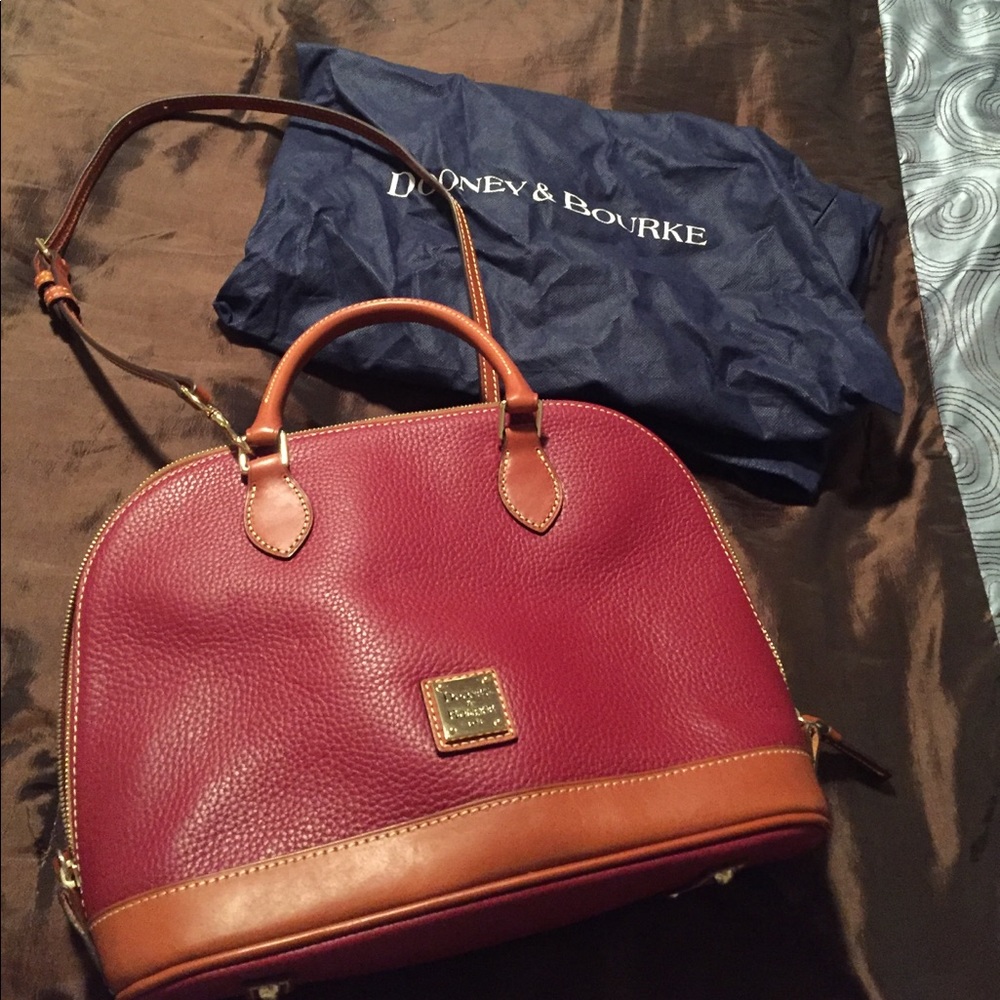 Dooney and bourke bag