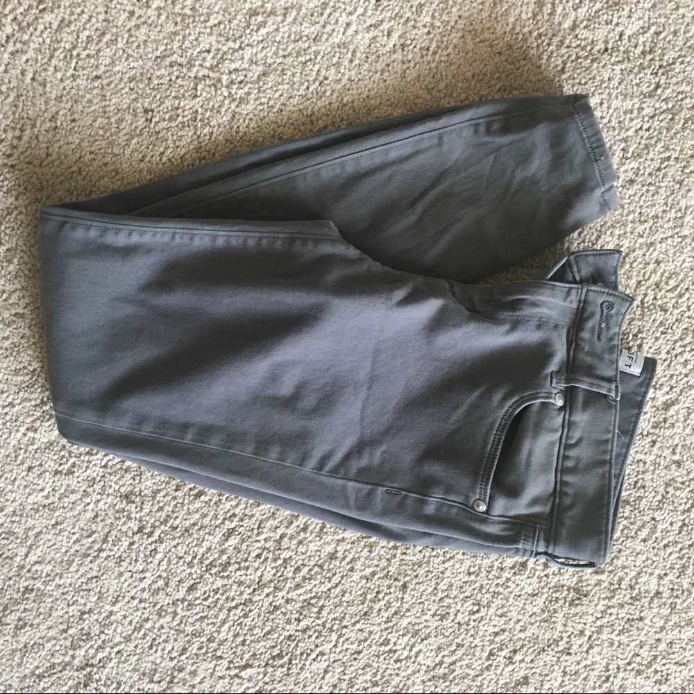 Grey skinny (super soft) pants