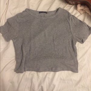 Grey cropped brandy Melville shirt