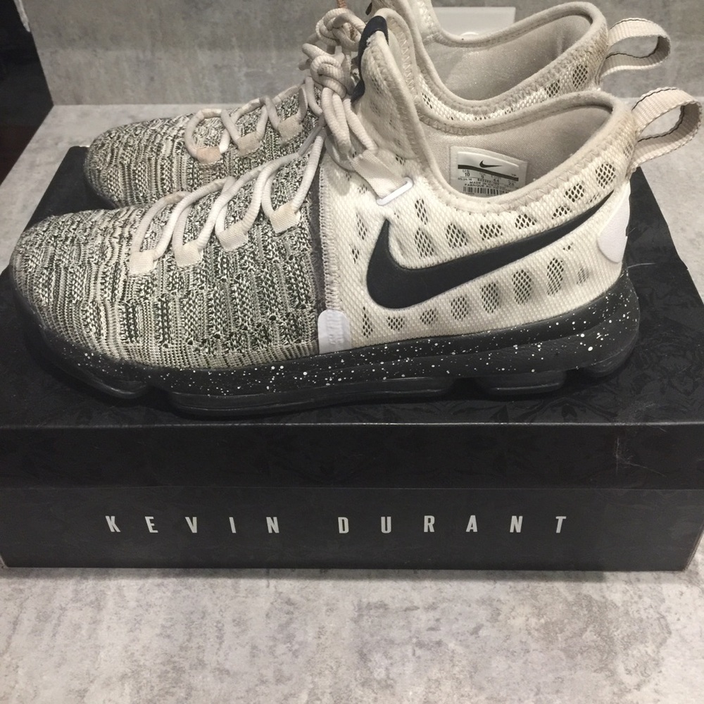 Kevin Durant Shoes (KD9)